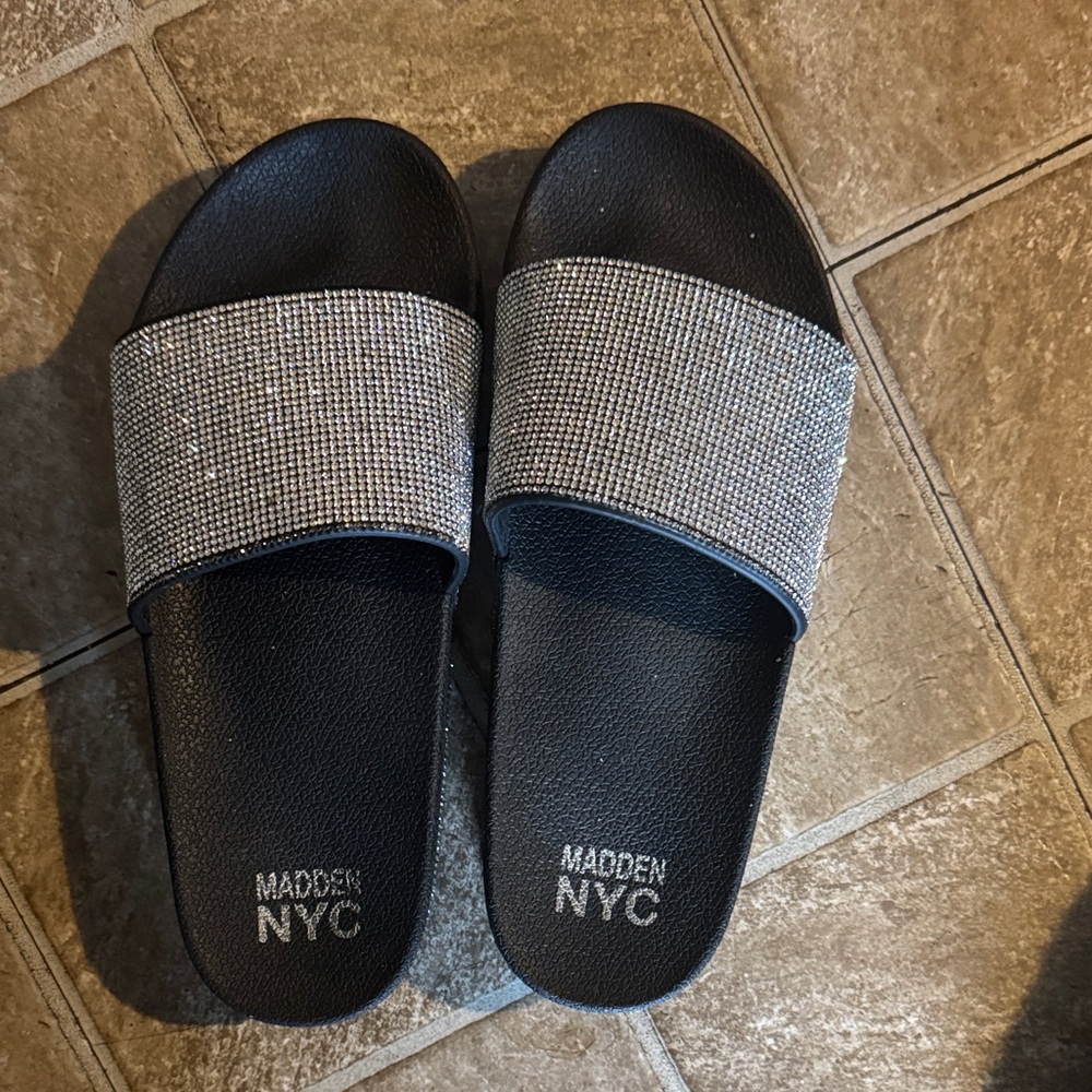 Men’s Black Slides with Silver Sparkle Strap